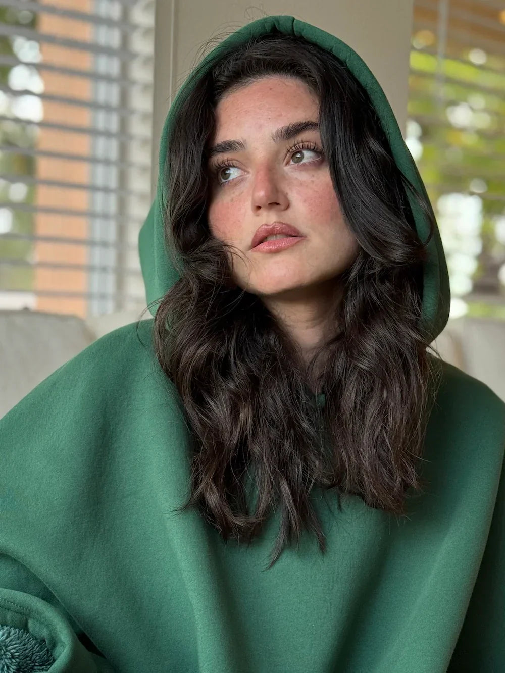 Amara - Hoodie Blanket