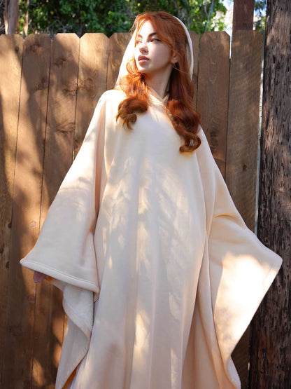 Amara - Hoodie Blanket