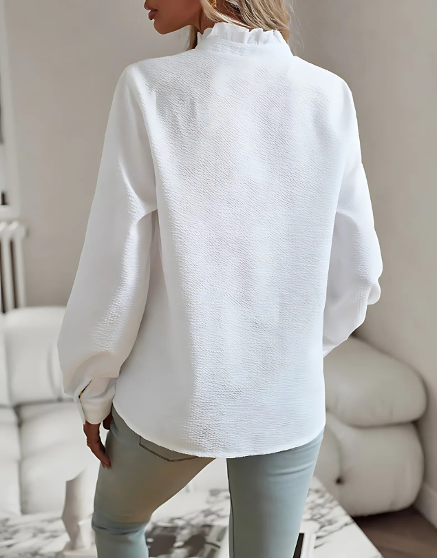 Isolde™ – Elegant blus med romantiska detaljer